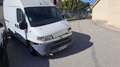 Véhicule FIAT Modèle DUCATO, immatriculé...