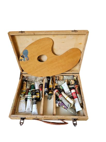 Deux malettes de peintre en bois 
Contenant...