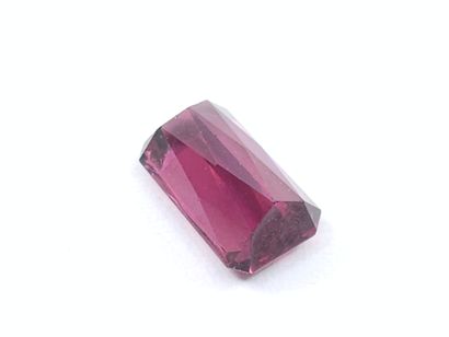GRENAT purplish pink rhodolite , émeraude...