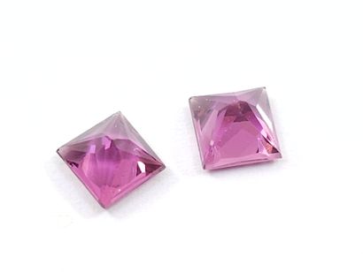 GRENAT purplish pink rhodolite Nbr 2 , princesse...