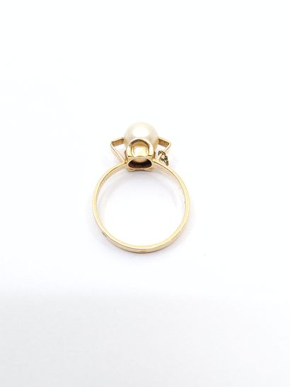 BAGUE DE JEUNE FILLE en or jaune 750° ornée...