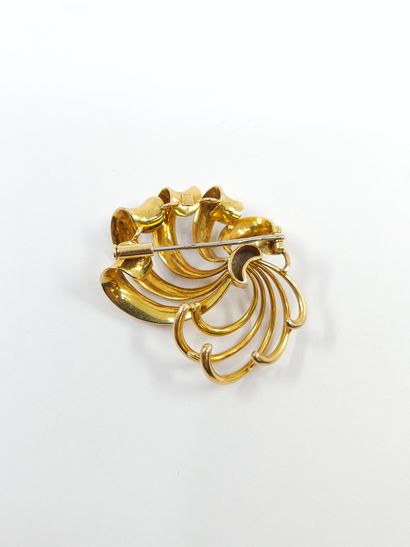 BROCHE en or deux tons 750°
Poids : 12,81...