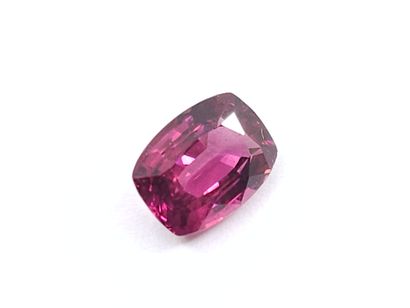 GRENAT purplish pink rhodolite VS , coussin...