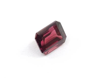 GRENAT purplish pink rhodolite , émeraude...