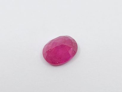 RUBIS pinkish red , cabochon , Madagascar...