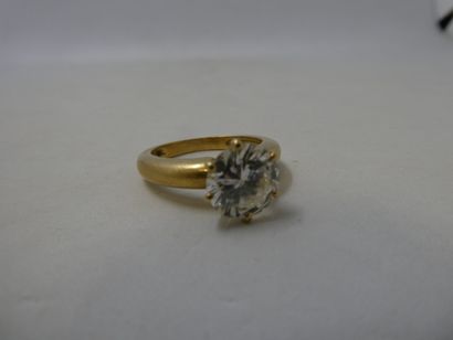 1 Ring 18kt gold and diamond 8,45g