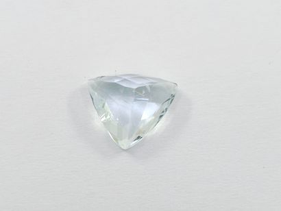 AIGUE MARINE light blue , trillion , Africa...