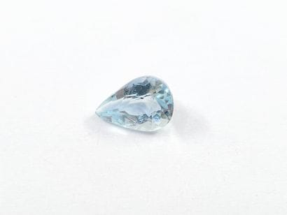 AIGUE MARINE blue , poire , Brésil , 1,29...