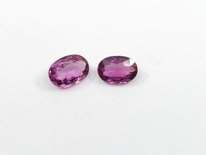 GRENAT purplish pink rhodolite Nbr 2 , ovale...