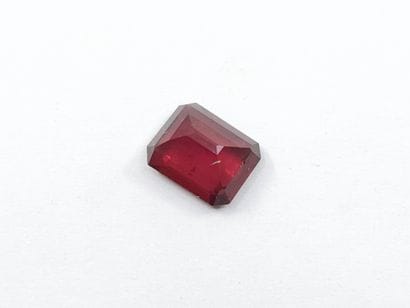 GRENAT purplish pink rhodolite , émeraude...