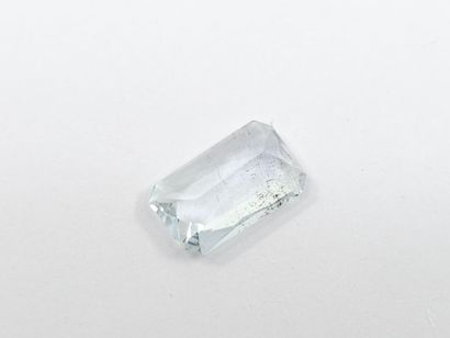 AIGUE MARINE greenish blue , emerald , Brazil...