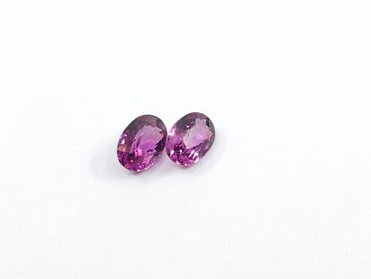 GRENAT purple VVS Nbr 2 , ovale , Madagascar...