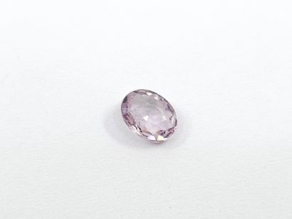 SPINEL purple VS , ovale , Tanzanie , 0,54...