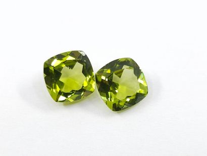 PERIDOT VVS Nbr 2 , coussin , Pakistan ,...
