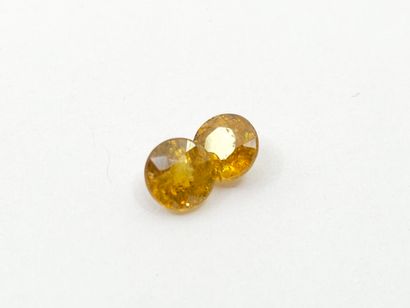 SPHENE greenish yellow Nbr 2 , round , Madagascar...