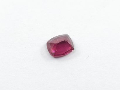 GRENAT purplish pink rhodolite , coussin...