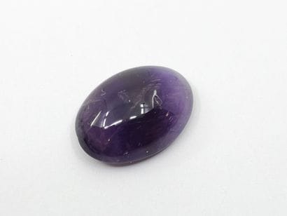 AMETHYSTE purple , cabochon , Madagascar...
