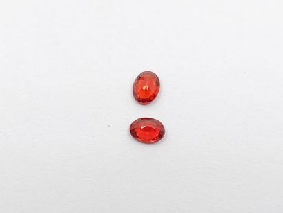 RUBIS orangy red VS Nbr 2 , oval , Tanzania...