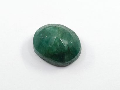 EMERAUDE de forme ovale, 	Zambie	, 10.00...