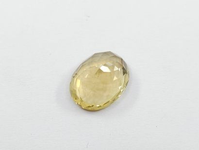 CITRINE yellow VS , ovale , Africa , 4,24...