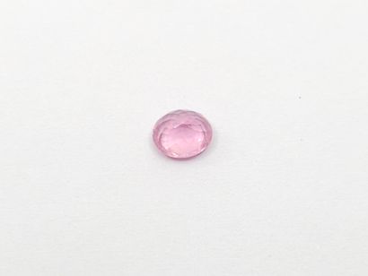 SPINEL pink , oval , Africa , 0,64 carats...