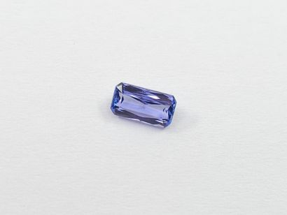 TANZANITE violet blue VS , emerald , Tanzania...