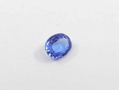 TANZANITE violet blue VS , oval , Tanzania...