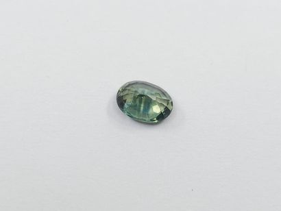 SAPHIRE blue green VVS , ovale , Australie...