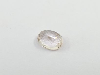 MORGANITE peach pink VS , ovale , Madagascar...