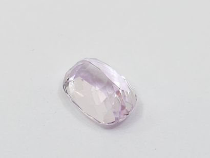 KUNZITE pink IF , oval , Afghanistan , 3,10...