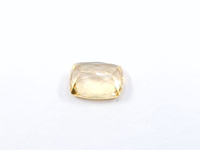 TOPAZE yellow , coussin , , 2,30 Carats,...