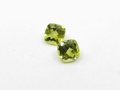 PERIDOT VVS Nbr 2 , cushion , Pakistan ,...