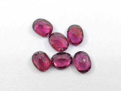 GRENAT purplish pink rhodolite VVS Nbr 6...