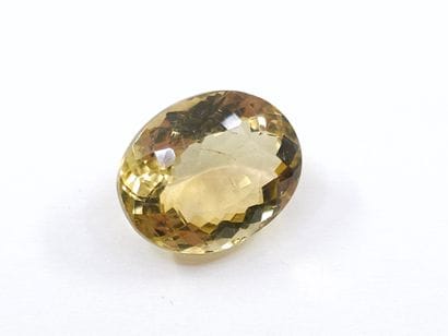 CITRINE yellow VS , ovale , Africa , 7,85...