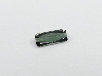 TOURMALINE bluish green VVS , émeraude ,...