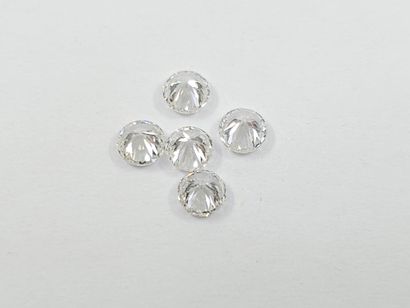 FIVE brilliant-cut DIAMONDS VS/SI1