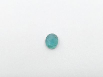 GRANDIDIERITE bluish green , oval , Madagascar...