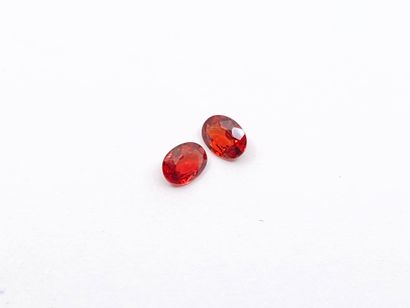 RUBIS orangy red VS Nbr 2 , oval , Tanzania...