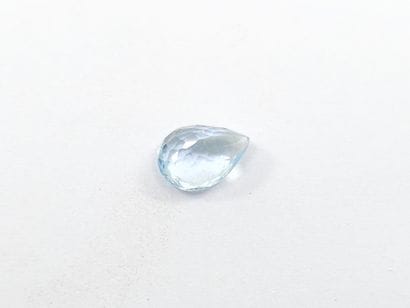 AIGUE MARINE blue VVS , pear , Brazil , 1.05...