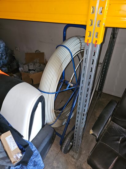 Bobine de fil pour passage de câble