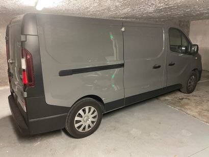 Véhicule RENAULT modèle TRAFIC, de couleur...