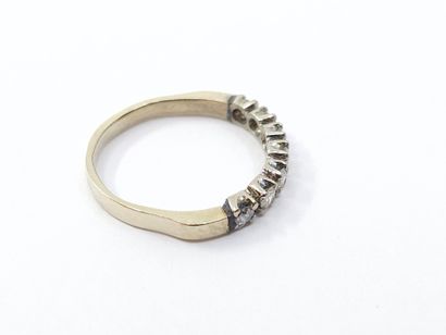 HALF-ALLIANCE in 750° white gold set with...