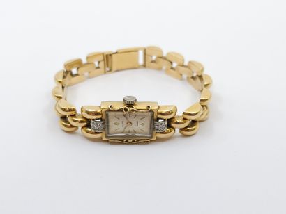 PLATO 
Montre bracelet de dame en or deux...