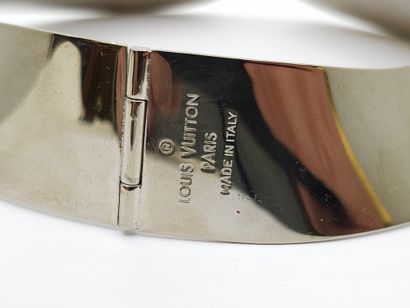 LOUIS VUITTON
Claudine necklace in silver-plated...