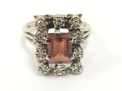 French WORK 
Ring in 750° white gold set...