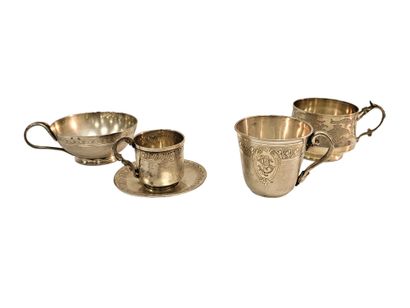 L HOTEL LUCIEN (1889-1896)
Tasse et sous...