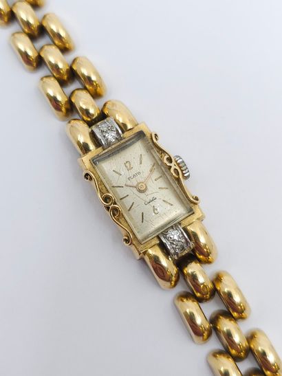 PLATO 
Montre bracelet de dame en or deux...