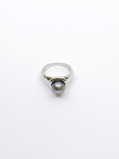 MATY
925° silver ring set with a gray pearl
Gross...