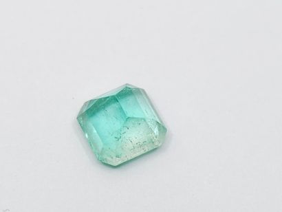 Square emerald on paper 2.17 ct, 7.9X8 mm
An...