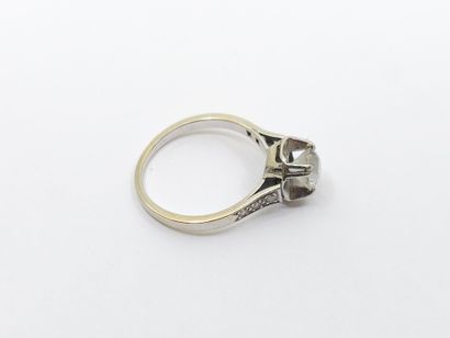 FRENCH WORK 
RING in 750° gold and platinum...